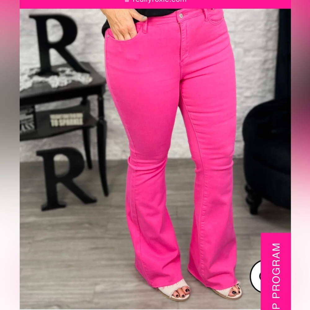 Judy Blue Pink Flares